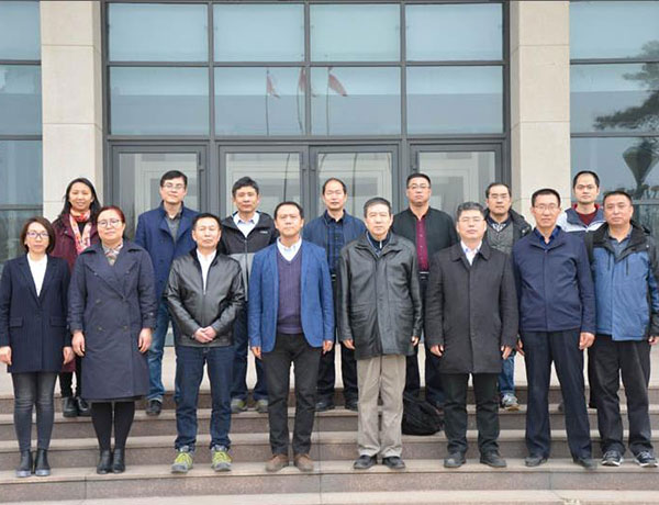 中國焊接協(xié)會(huì)機(jī)器人焊接（三河）培訓(xùn)基地揭牌